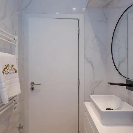 Ajuda Luxury Appartments Apartmán *