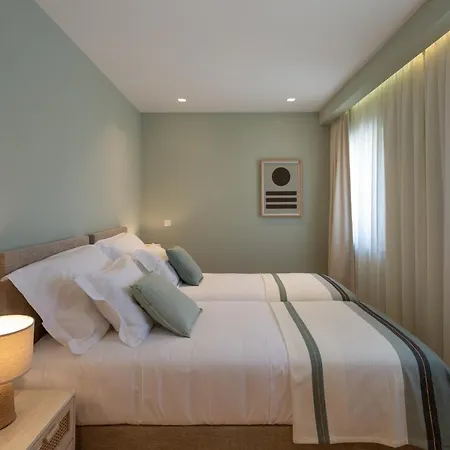 Ajuda Luxury Appartments شقة *